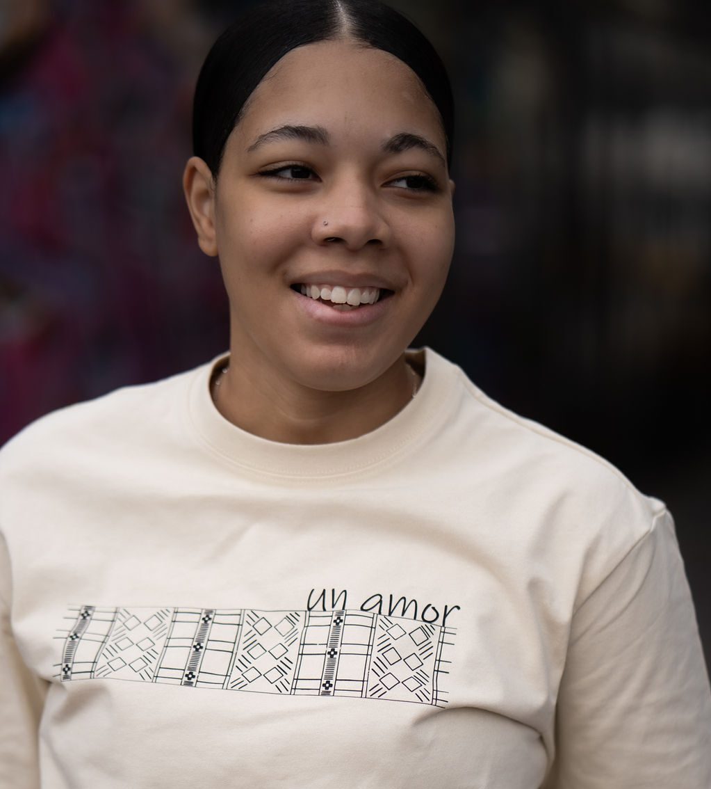 Un Amor "Panu Terra" Tee - Bone